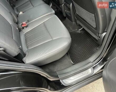 Чорний Кіа Соренто, об'ємом двигуна 2.2 л та пробігом 234 тис. км за 17300 $, фото 71 на Automoto.ua