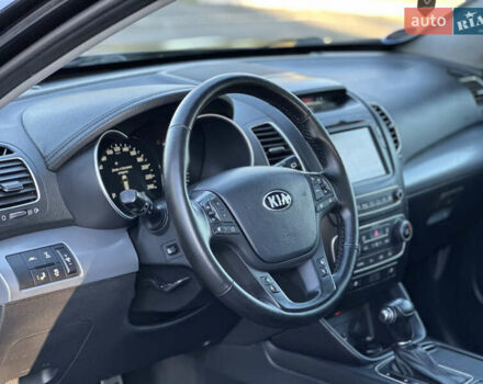 Черный Киа Соренто, объемом двигателя 2.2 л и пробегом 250 тыс. км за 17500 $, фото 39 на Automoto.ua
