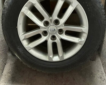 Черный Киа Соренто, объемом двигателя 2.36 л и пробегом 105 тыс. км за 15500 $, фото 15 на Automoto.ua