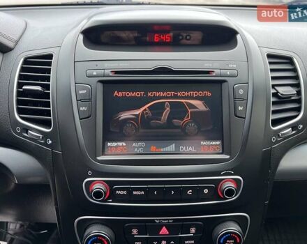 Чорний Кіа Соренто, об'ємом двигуна 2.2 л та пробігом 234 тис. км за 17300 $, фото 57 на Automoto.ua