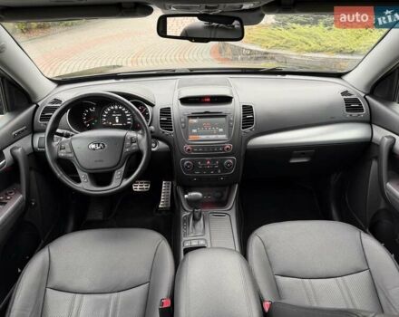 Чорний Кіа Соренто, об'ємом двигуна 2.2 л та пробігом 114 тис. км за 20200 $, фото 19 на Automoto.ua