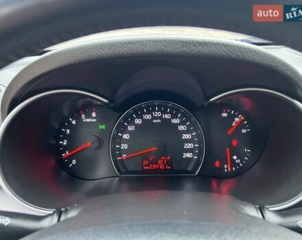 Чорний Кіа Соренто, об'ємом двигуна 2.2 л та пробігом 234 тис. км за 17300 $, фото 49 на Automoto.ua