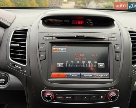 Чорний Кіа Соренто, об'ємом двигуна 2.2 л та пробігом 114 тис. км за 20200 $, фото 22 на Automoto.ua