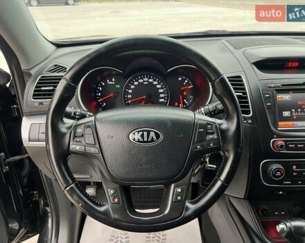 Черный Киа Соренто, объемом двигателя 2.2 л и пробегом 230 тыс. км за 17800 $, фото 57 на Automoto.ua