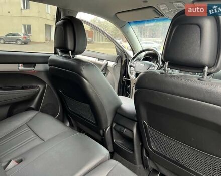 Чорний Кіа Соренто, об'ємом двигуна 2.2 л та пробігом 234 тис. км за 17300 $, фото 76 на Automoto.ua