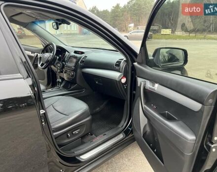 Чорний Кіа Соренто, об'ємом двигуна 2.2 л та пробігом 234 тис. км за 17300 $, фото 63 на Automoto.ua