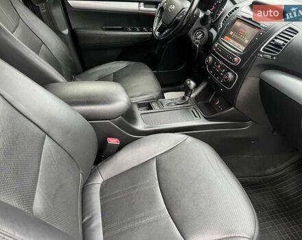 Черный Киа Соренто, объемом двигателя 2.2 л и пробегом 230 тыс. км за 17800 $, фото 72 на Automoto.ua