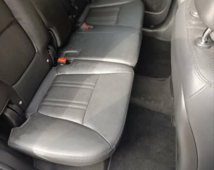 Чорний Кіа Соренто, об'ємом двигуна 2.2 л та пробігом 275 тис. км за 16900 $, фото 82 на Automoto.ua