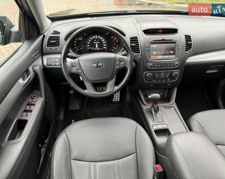 Чорний Кіа Соренто, об'ємом двигуна 2.2 л та пробігом 114 тис. км за 20200 $, фото 17 на Automoto.ua