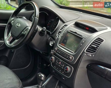 Черный Киа Соренто, объемом двигателя 2.2 л и пробегом 149 тыс. км за 19499 $, фото 14 на Automoto.ua