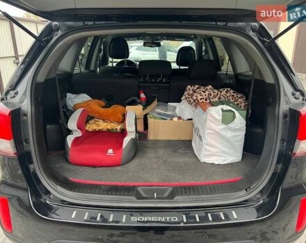 Черный Киа Соренто, объемом двигателя 2.35 л и пробегом 260 тыс. км за 11900 $, фото 10 на Automoto.ua