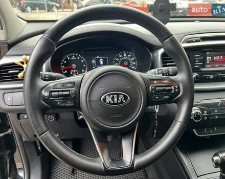 Киа Соренто 2015 в Киеве на Automoto.ua Черный Киа Соренто, объемом двигателя 2.36 л и пробегом 188 тыс. км за 18490 $, фото 16 на Automoto.ua