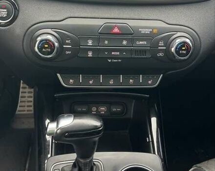 Черный Киа Соренто, объемом двигателя 3.3 л и пробегом 105 тыс. км за 16500 $, фото 18 на Automoto.ua