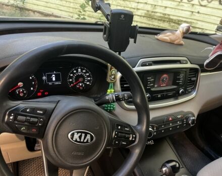 Чорний Кіа Соренто, об'ємом двигуна 2.4 л та пробігом 113 тис. км за 13000 $, фото 12 на Automoto.ua