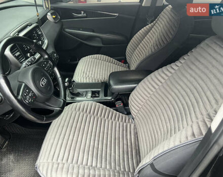 Киа Соренто 2015 в Гайсине на Automoto.ua Черный Киа Соренто, объемом двигателя 2.2 л и пробегом 204 тыс. км за 24199 $, фото 13 на Automoto.ua