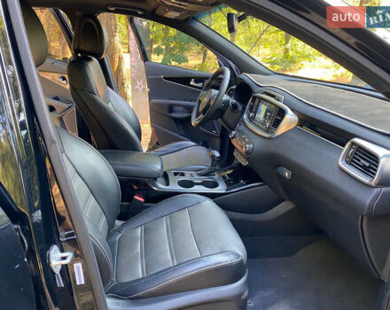 Черный Киа Соренто, объемом двигателя 2 л и пробегом 133 тыс. км за 17300 $, фото 10 на Automoto.ua