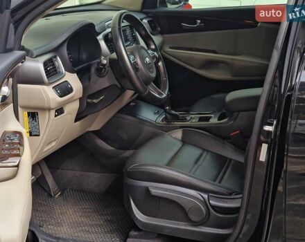 Черный Киа Соренто, объемом двигателя 2.36 л и пробегом 88 тыс. км за 13790 $, фото 29 на Automoto.ua