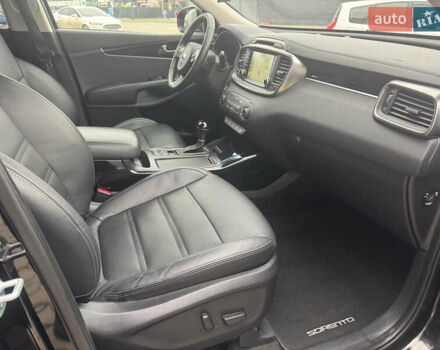 Черный Киа Соренто, объемом двигателя 2.2 л и пробегом 196 тыс. км за 22150 $, фото 53 на Automoto.ua