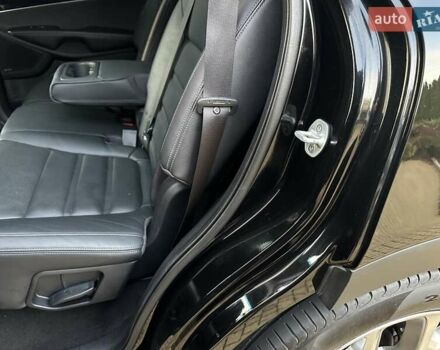 Черный Киа Соренто, объемом двигателя 2.2 л и пробегом 120 тыс. км за 20444 $, фото 156 на Automoto.ua
