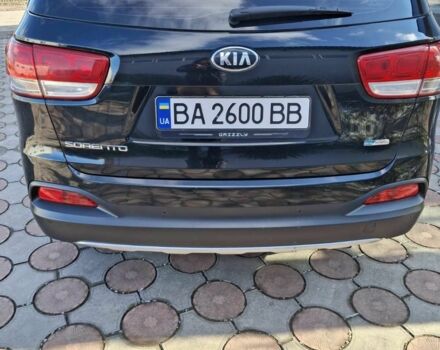 Чорний Кіа Соренто, об'ємом двигуна 2.5 л та пробігом 194 тис. км за 16800 $, фото 4 на Automoto.ua