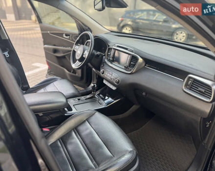 Черный Киа Соренто, объемом двигателя 2.2 л и пробегом 228 тыс. км за 23950 $, фото 41 на Automoto.ua