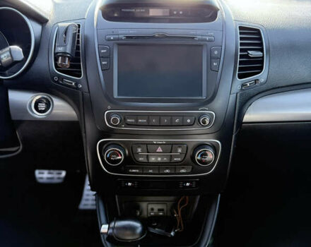 Черный Киа Соренто, объемом двигателя 2.2 л и пробегом 182 тыс. км за 18899 $, фото 27 на Automoto.ua