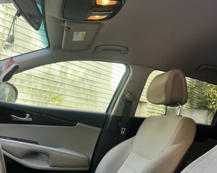 Чорний Кіа Соренто, об'ємом двигуна 2.4 л та пробігом 113 тис. км за 13000 $, фото 7 на Automoto.ua