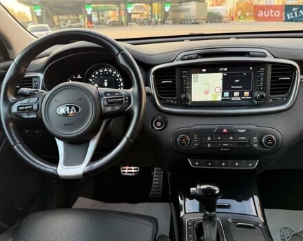 Чорний Кіа Соренто, об'ємом двигуна 2.2 л та пробігом 248 тис. км за 21500 $, фото 45 на Automoto.ua