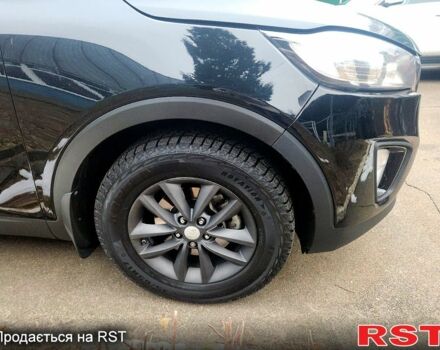Черный Киа Соренто, объемом двигателя 2.4 л и пробегом 156 тыс. км за 15800 $, фото 3 на Automoto.ua