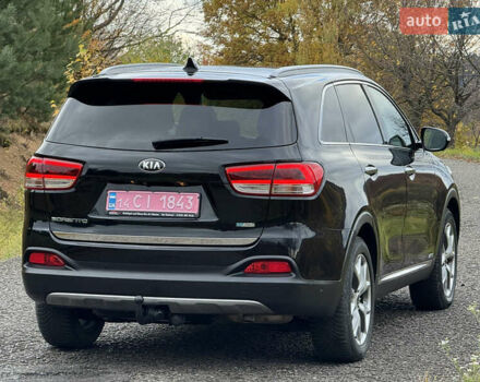 Черный Киа Соренто, объемом двигателя 2.2 л и пробегом 193 тыс. км за 22000 $, фото 15 на Automoto.ua