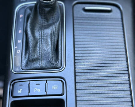 Черный Киа Соренто, объемом двигателя 2.2 л и пробегом 182 тыс. км за 18899 $, фото 34 на Automoto.ua