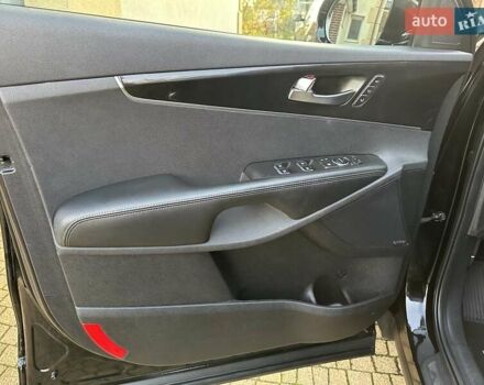 Черный Киа Соренто, объемом двигателя 2.2 л и пробегом 120 тыс. км за 20444 $, фото 91 на Automoto.ua