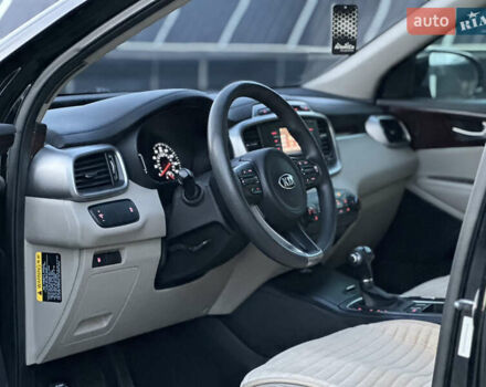 Черный Киа Соренто, объемом двигателя 2.36 л и пробегом 187 тыс. км за 12250 $, фото 71 на Automoto.ua