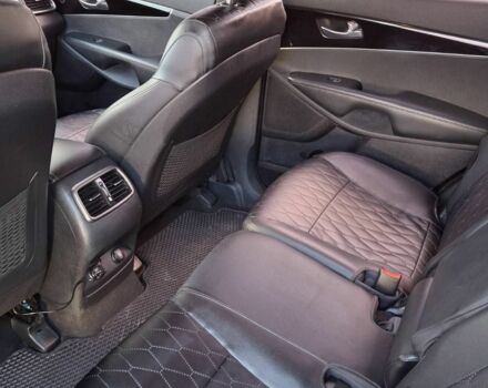 Чорний Кіа Соренто, об'ємом двигуна 2.5 л та пробігом 194 тис. км за 16800 $, фото 9 на Automoto.ua