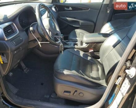 Черный Киа Соренто, объемом двигателя 2 л и пробегом 167 тыс. км за 1100 $, фото 6 на Automoto.ua