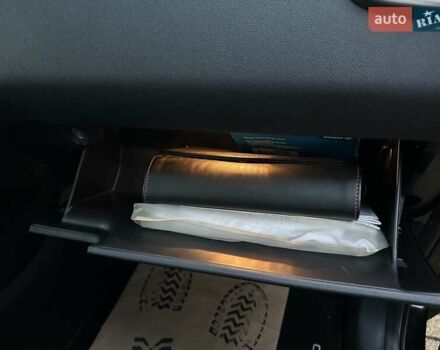 Черный Киа Соренто, объемом двигателя 2.2 л и пробегом 120 тыс. км за 20444 $, фото 180 на Automoto.ua