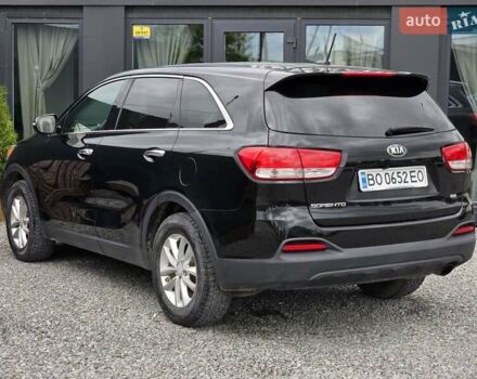 Чорний Кіа Соренто, об'ємом двигуна 2.4 л та пробігом 232 тис. км за 12999 $, фото 9 на Automoto.ua