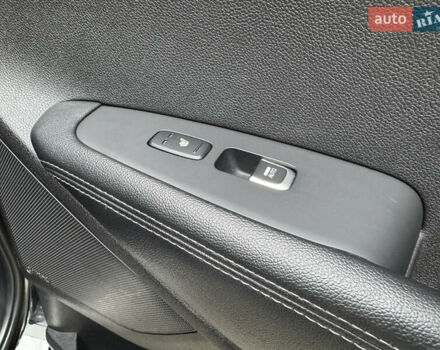 Черный Киа Соренто, объемом двигателя 2.2 л и пробегом 196 тыс. км за 22150 $, фото 52 на Automoto.ua