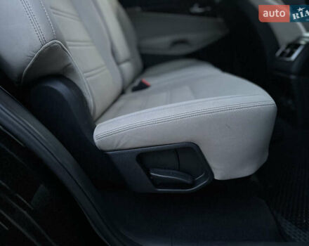 Черный Киа Соренто, объемом двигателя 2.36 л и пробегом 187 тыс. км за 12250 $, фото 92 на Automoto.ua