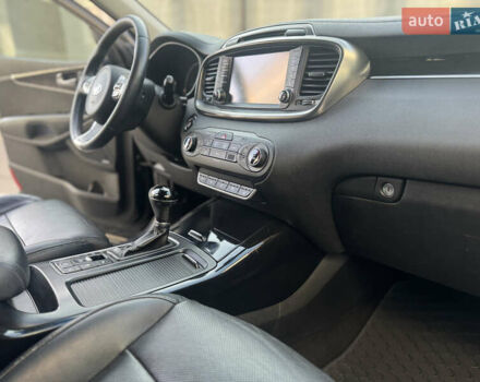 Черный Киа Соренто, объемом двигателя 2.2 л и пробегом 228 тыс. км за 23950 $, фото 43 на Automoto.ua