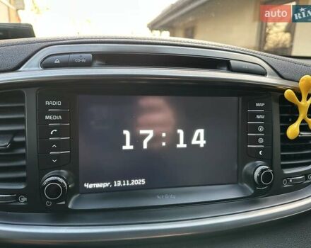 Черный Киа Соренто, объемом двигателя 2.2 л и пробегом 120 тыс. км за 20444 $, фото 116 на Automoto.ua