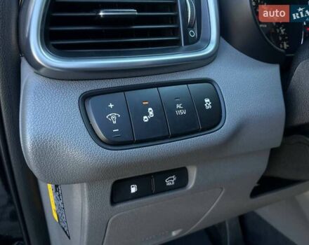 Чорний Кіа Соренто, об'ємом двигуна 3.34 л та пробігом 217 тис. км за 13199 $, фото 49 на Automoto.ua