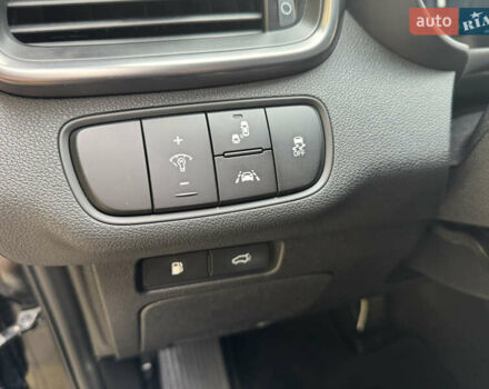 Черный Киа Соренто, объемом двигателя 2.2 л и пробегом 193 тыс. км за 22000 $, фото 28 на Automoto.ua