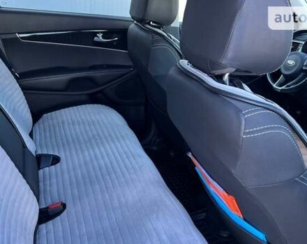 Киа Соренто 2015 в Ивано-Франковске на Automoto.ua Черный Киа Соренто, объемом двигателя 2.4 л и пробегом 80 тыс. км за 13800 $, фото 24 на Automoto.ua