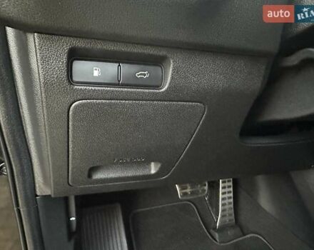Черный Киа Соренто, объемом двигателя 2.2 л и пробегом 120 тыс. км за 20444 $, фото 107 на Automoto.ua