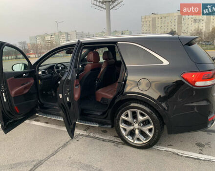Чорний Кіа Соренто, об'ємом двигуна 2 л та пробігом 170 тис. км за 15500 $, фото 6 на Automoto.ua