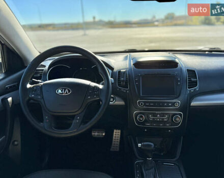 Черный Киа Соренто, объемом двигателя 2.2 л и пробегом 182 тыс. км за 18899 $, фото 23 на Automoto.ua