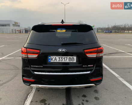 Чорний Кіа Соренто, об'ємом двигуна 2 л та пробігом 170 тис. км за 15500 $, фото 2 на Automoto.ua