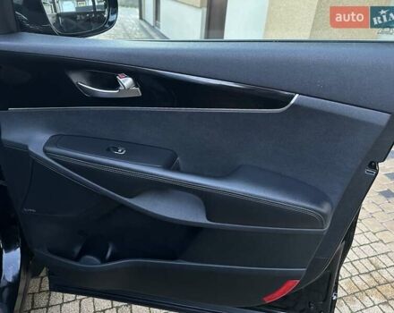 Черный Киа Соренто, объемом двигателя 2.2 л и пробегом 120 тыс. км за 20444 $, фото 194 на Automoto.ua