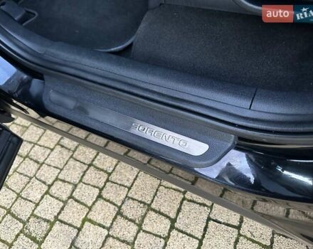 Черный Киа Соренто, объемом двигателя 2.2 л и пробегом 120 тыс. км за 20444 $, фото 149 на Automoto.ua